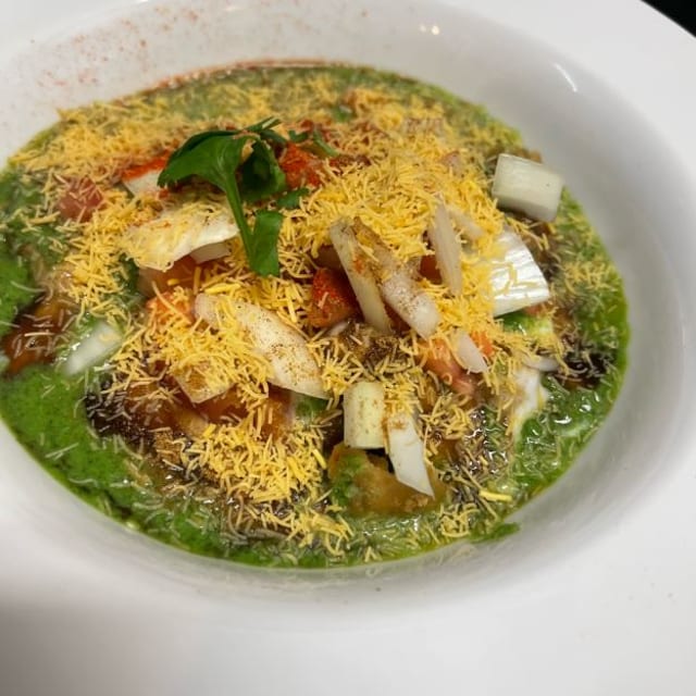 Aloo Tikki Chole.